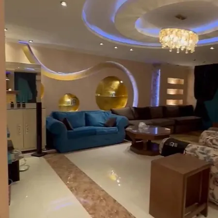 الدقي شارع محي الدين ابو العز الرئيسي